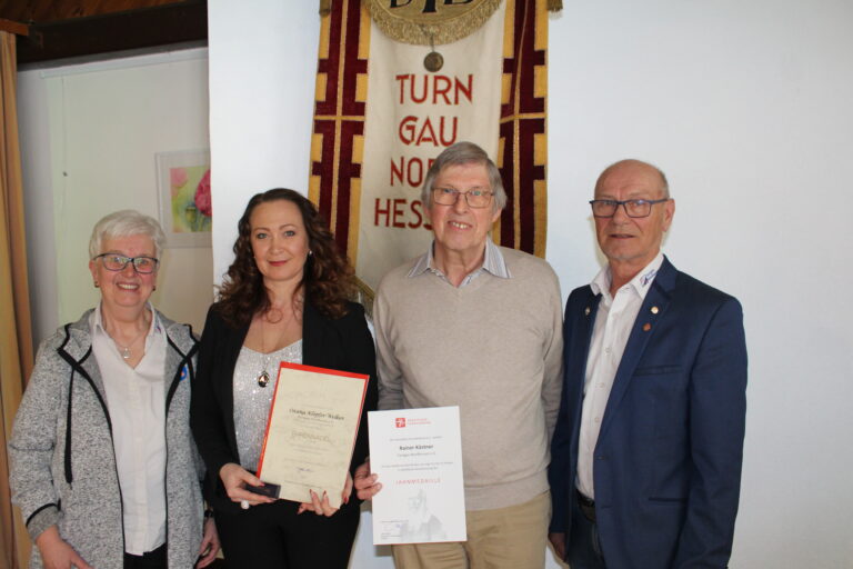 Besondere Ehrung von 3 Mitgliedern der TSG Kassel-Ndzw. beim Gauturntag des Turngau Nordhessen